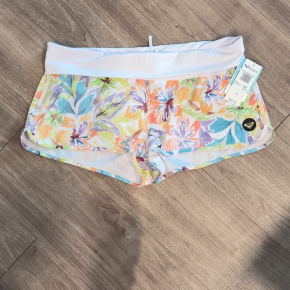 Roxy Endless Summer Board Shorts - Picture 7 of 7